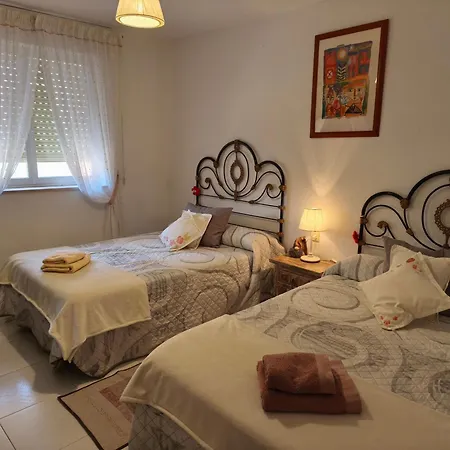 Casa Pita Completa Grupos * San Justo de la Vega